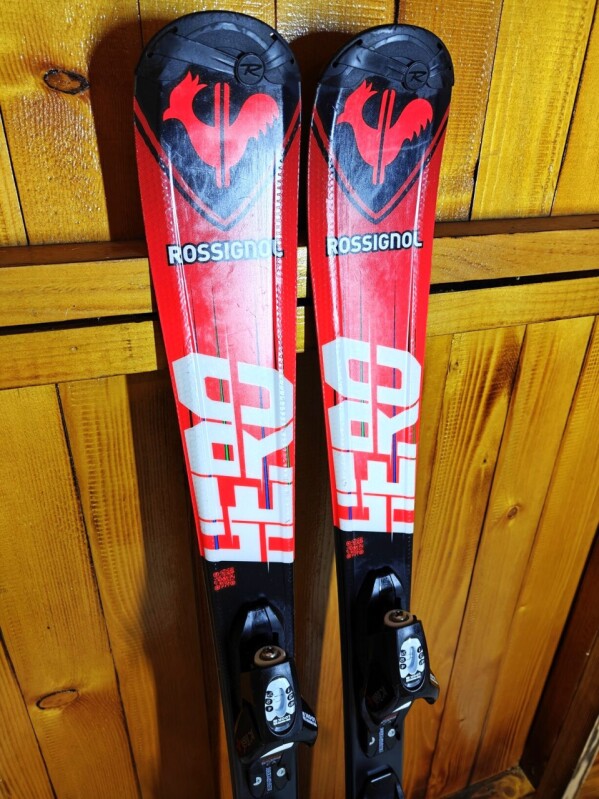 LYŽE ROSSIGNOL HERO JR 130CM